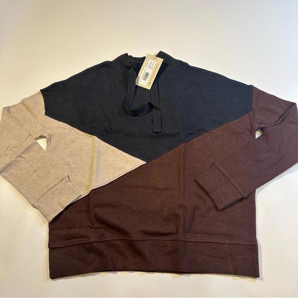 NWT Pact 100%‎ Organic Cotton Airplane Color Block Small Sweatshirt - Mahogany